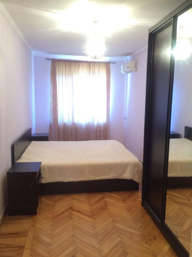 Квартира У Моря В Сухуме Soechoemi Buitenkant foto